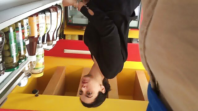 Une tante affamée a habilement amené son film x gratuit d eric beau-fils à l'anal