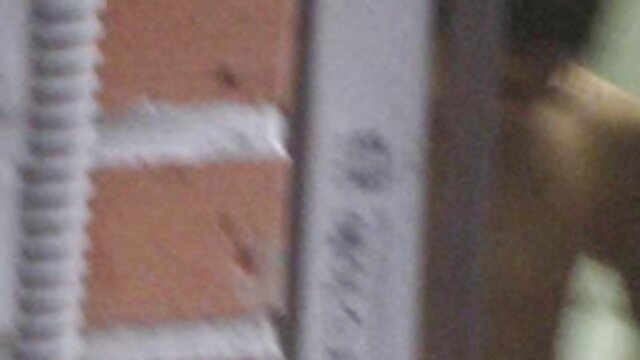 Sexe chaud avec une femme ukrainienne lors d'une séance porno à télécharger gratuitement de massage